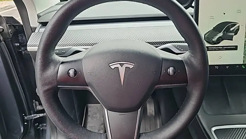 2021 Tesla Model Y 5YJYGAEEXMF148091