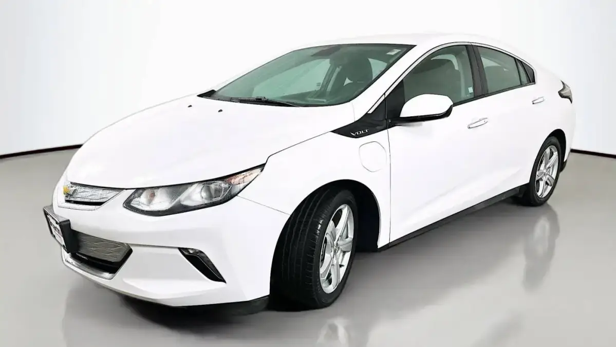 2018 Chevrolet VOLT - Images - 3