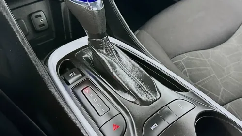 2018 Chevrolet VOLT - Images - 16