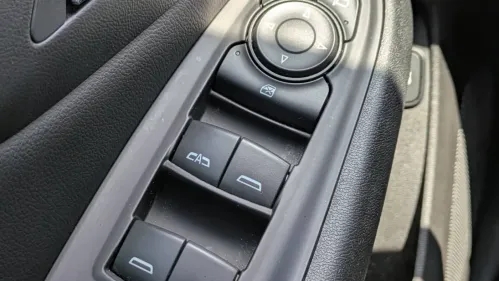 2018 Chevrolet VOLT - Images - 21