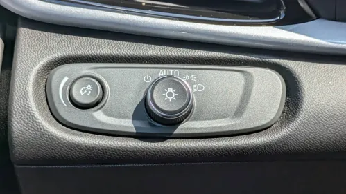 2018 Chevrolet VOLT - Images - 22