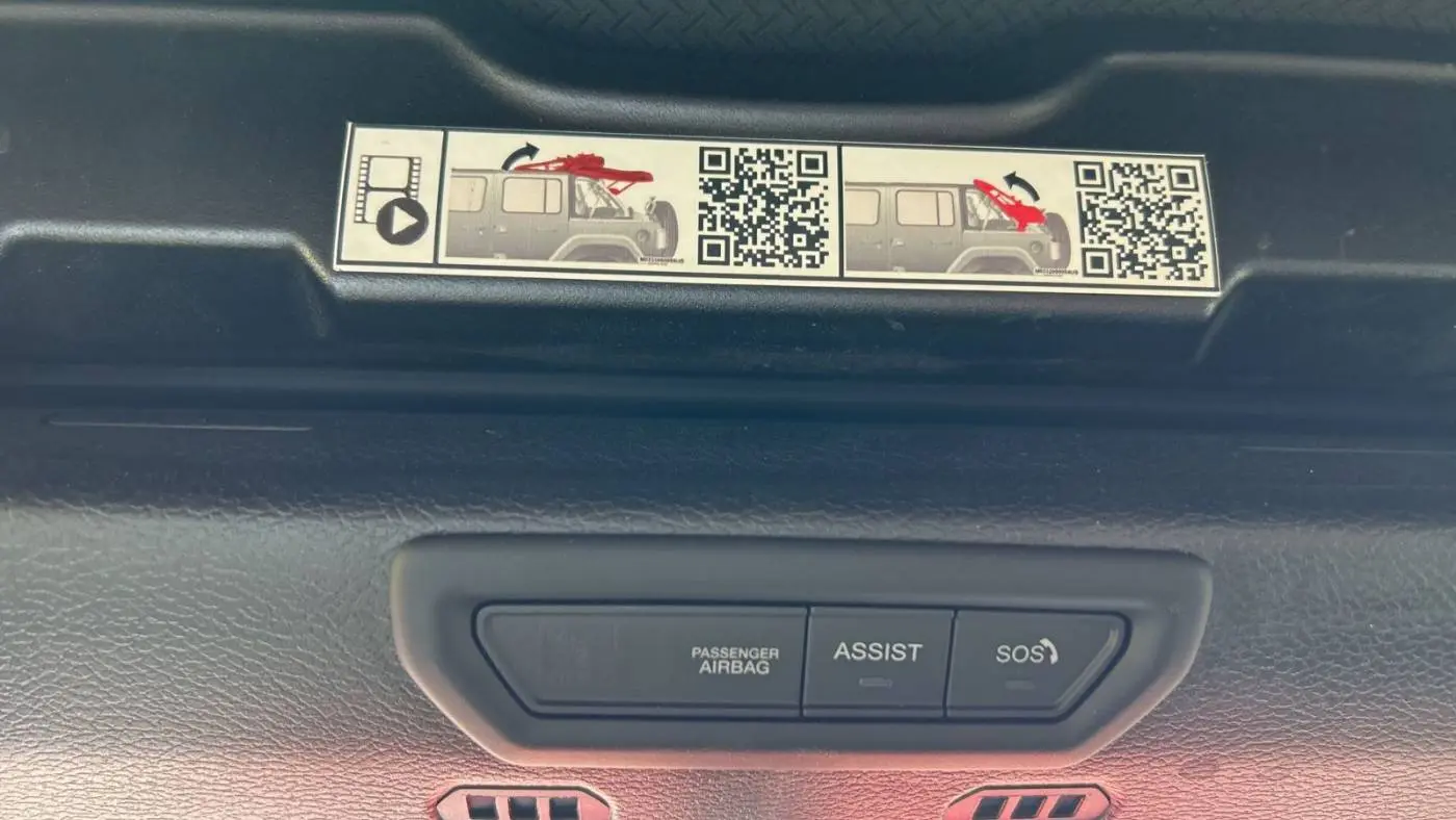 2022 Jeep Wrangler 1C4JJXP65NW170055