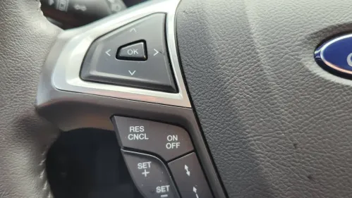 2016 Ford Fusion Energi - Images - 17
