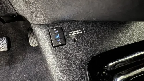 2017 Toyota Prius Prime - Images - 32
