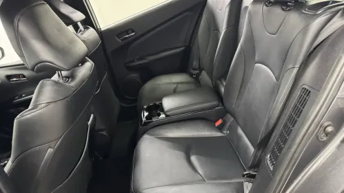 2017 Toyota Prius Prime - Images - 36