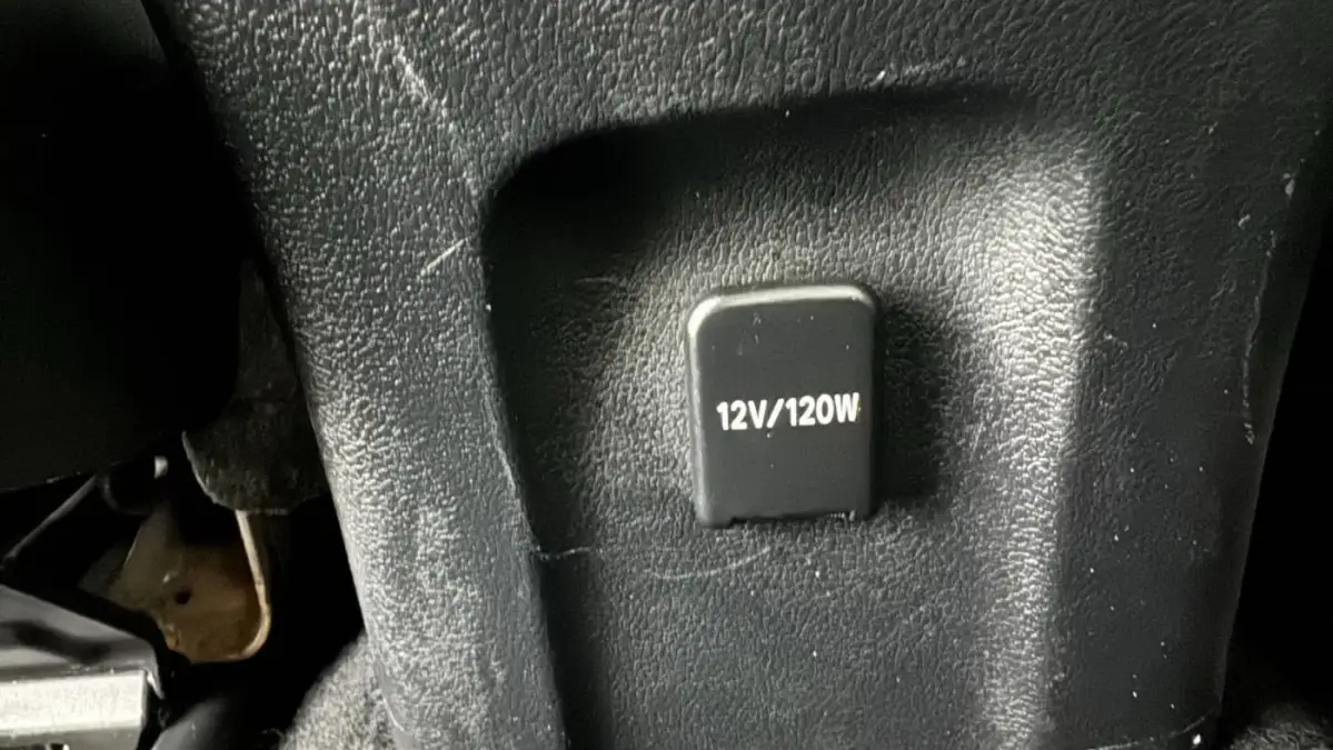 2017 Toyota Prius Prime - Images - 37