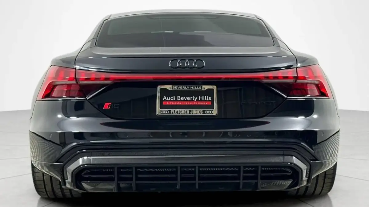 2024 Audi RS e-tron GT - Images - 4