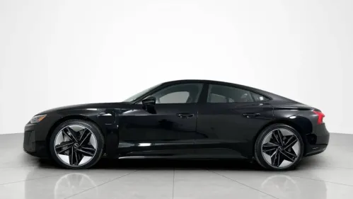 2024 Audi RS e-tron GT - Images - 25
