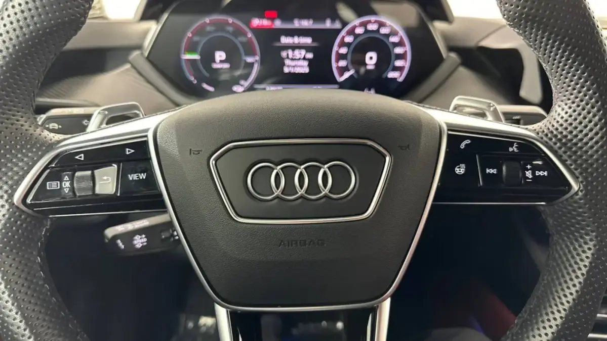 2024 Audi RS e-tron GT - Images - 27