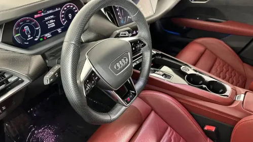 2024 Audi RS e-tron GT - Images - 28