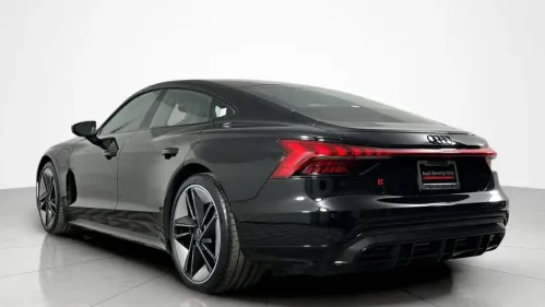 2024 Audi RS e-tron GT - Images - 32