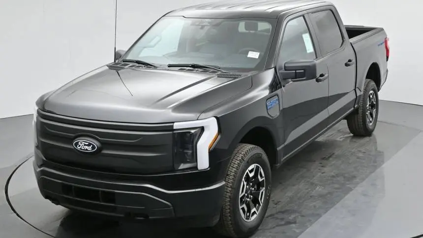 2024 Ford F-150 Lightning 1FT6W1B70RWG32953