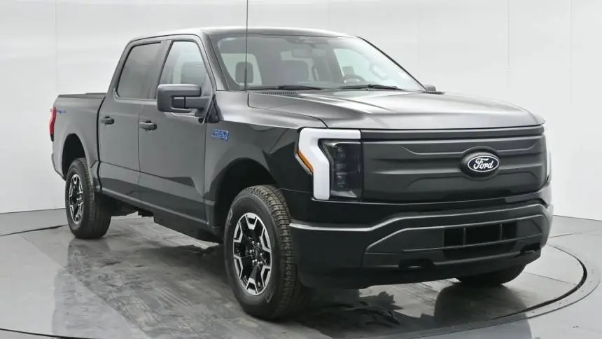 2024 Ford F-150 Lightning 1FT6W1B70RWG32953