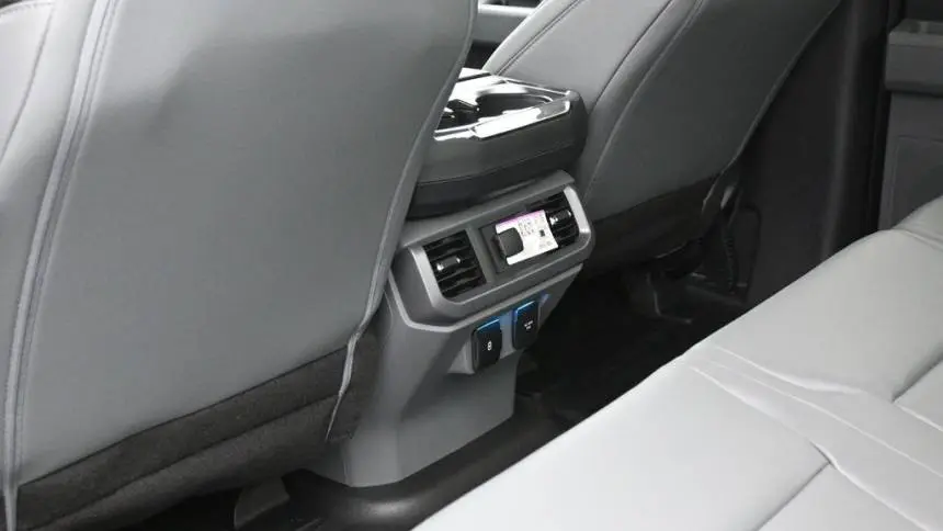 2024 Ford F-150 Lightning 1FT6W1B70RWG32953