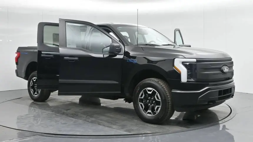 2024 Ford F-150 Lightning 1FT6W1B70RWG32953