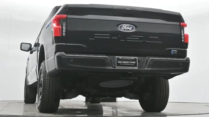 2024 Ford F-150 Lightning 1FT6W1B70RWG32953