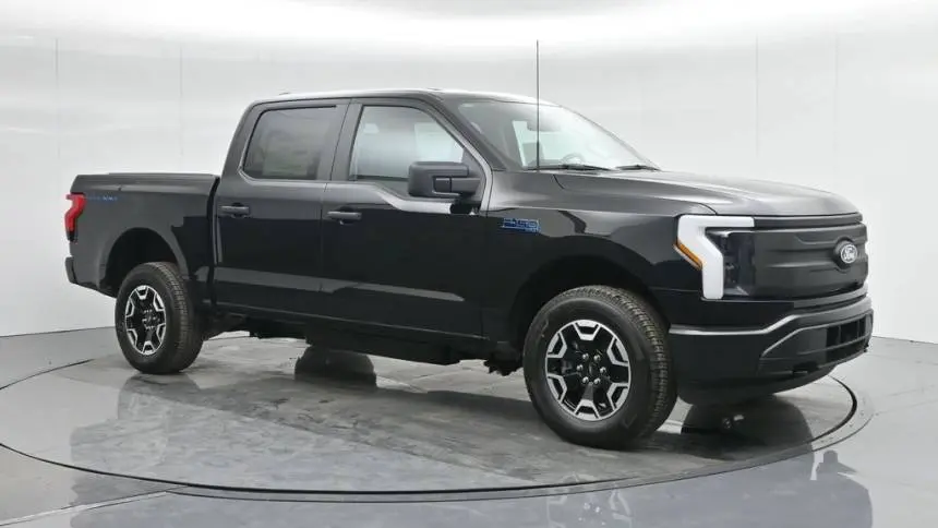 2024 Ford F-150 Lightning 1FT6W1B70RWG32953