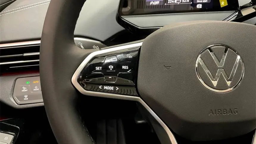 2025 Volkswagen ID.4 1V25MPE85SC005339