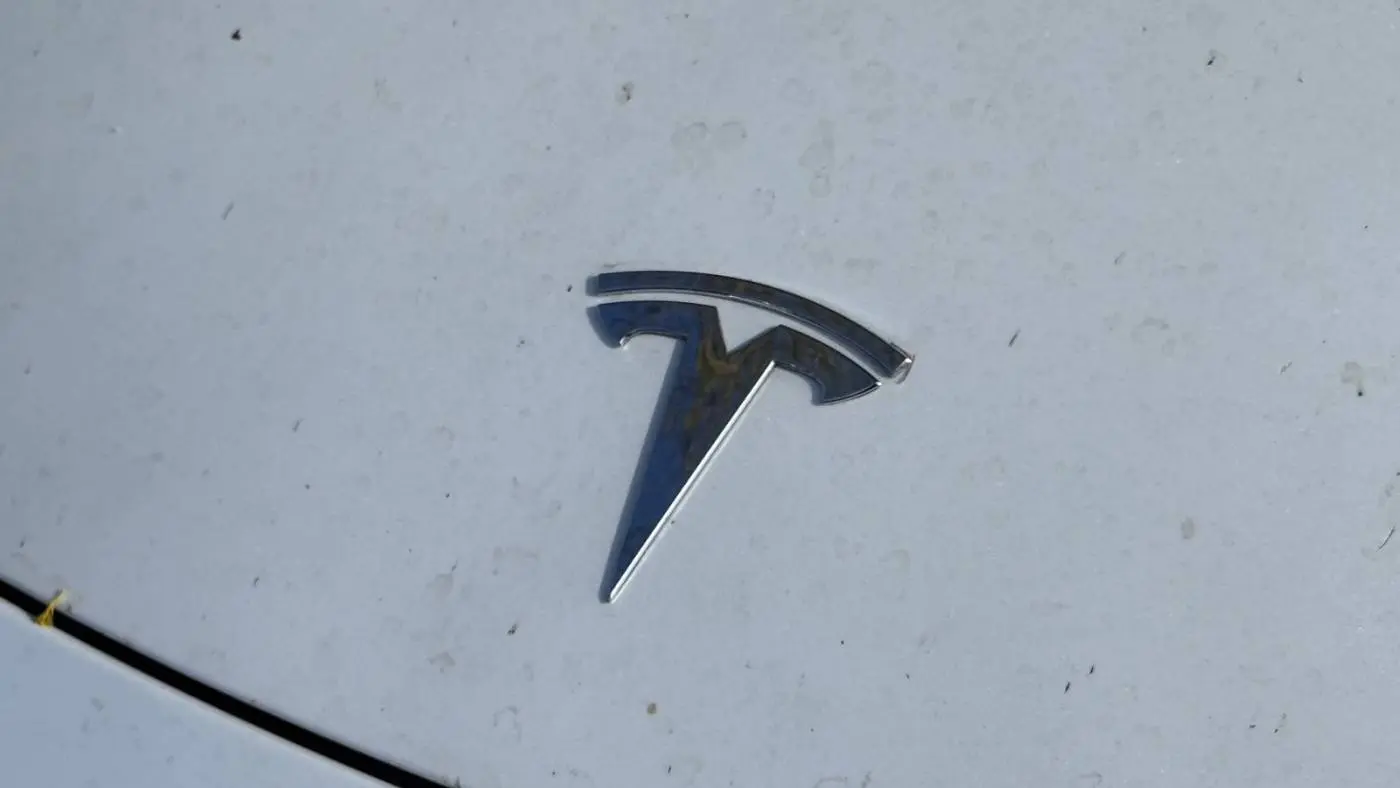 2021 Tesla Model Y 5YJYGDEE9MF299599