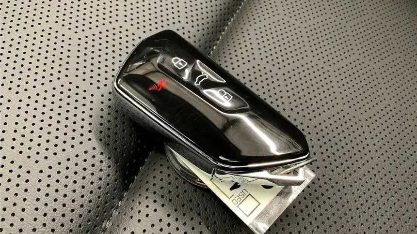 2025 Volkswagen ID.4 1V25MPE85SC005339