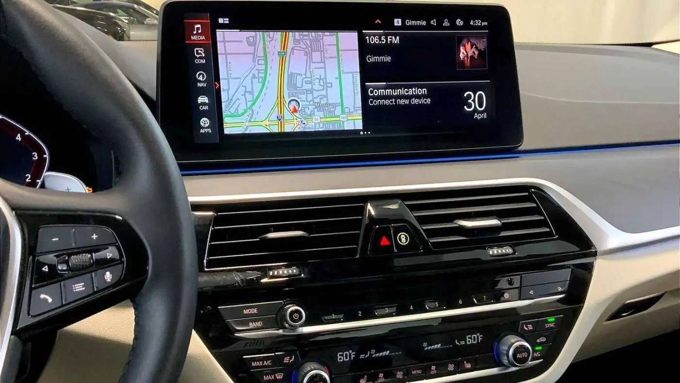 2022 BMW 5 Series WBA33AG01NCK31296