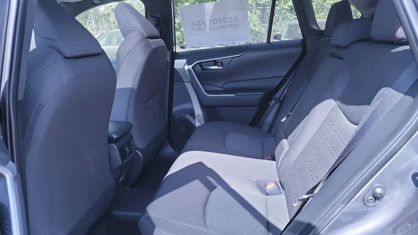 2025 Toyota RAV4 Plug-In Hybrid JTMAB3FV1SD254766