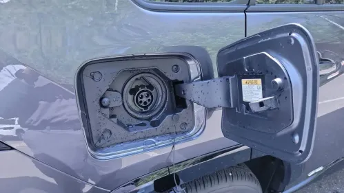 2025 Toyota RAV4 Plug-In Hybrid JTMAB3FV1SD254766
