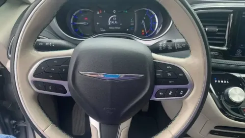 2018 Chrysler Pacifica 2C4RC1N72JR365345