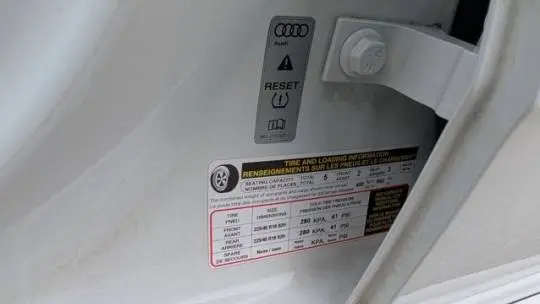 2017 Audi A3 Sportback e-tron WAUTPBFF4HA141186