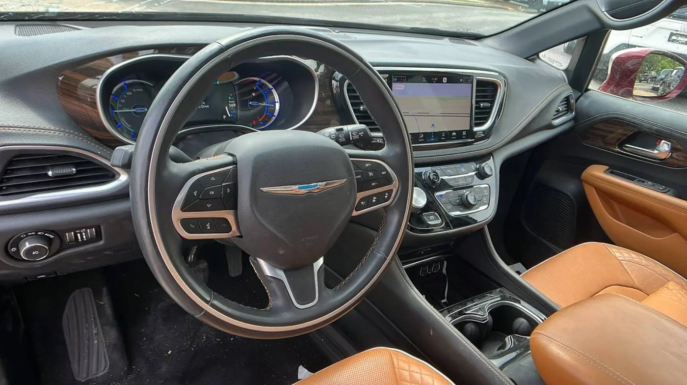 2021 Chrysler Pacifica 2C4RC1N72MR508413