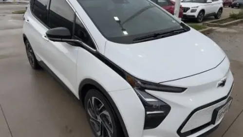 2023 Chevrolet Bolt - Images - 6
