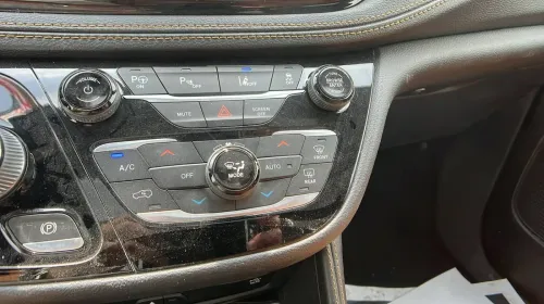 2021 Chrysler Pacifica 2C4RC1N72MR508413