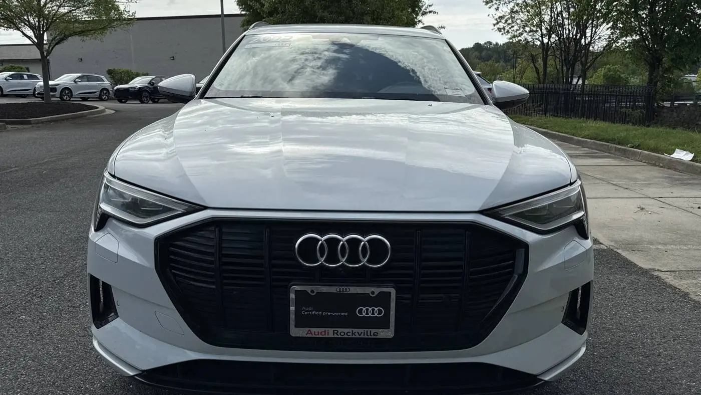 2022 Audi e-tron WA1AAAGE8NB045170