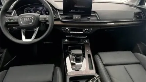 2025 Audi Q5 WA1E2AFY7S2061768