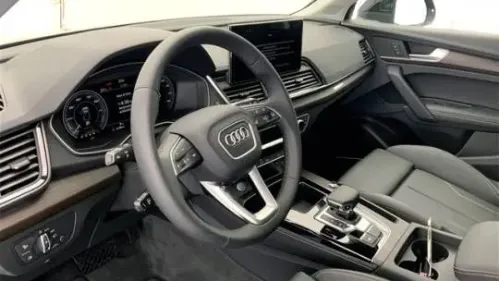 2025 Audi Q5 WA1E2AFY7S2061768
