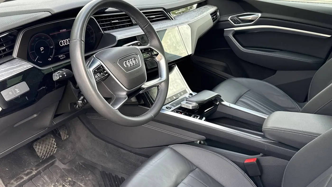 2022 Audi e-tron WA1AAAGE8NB045170