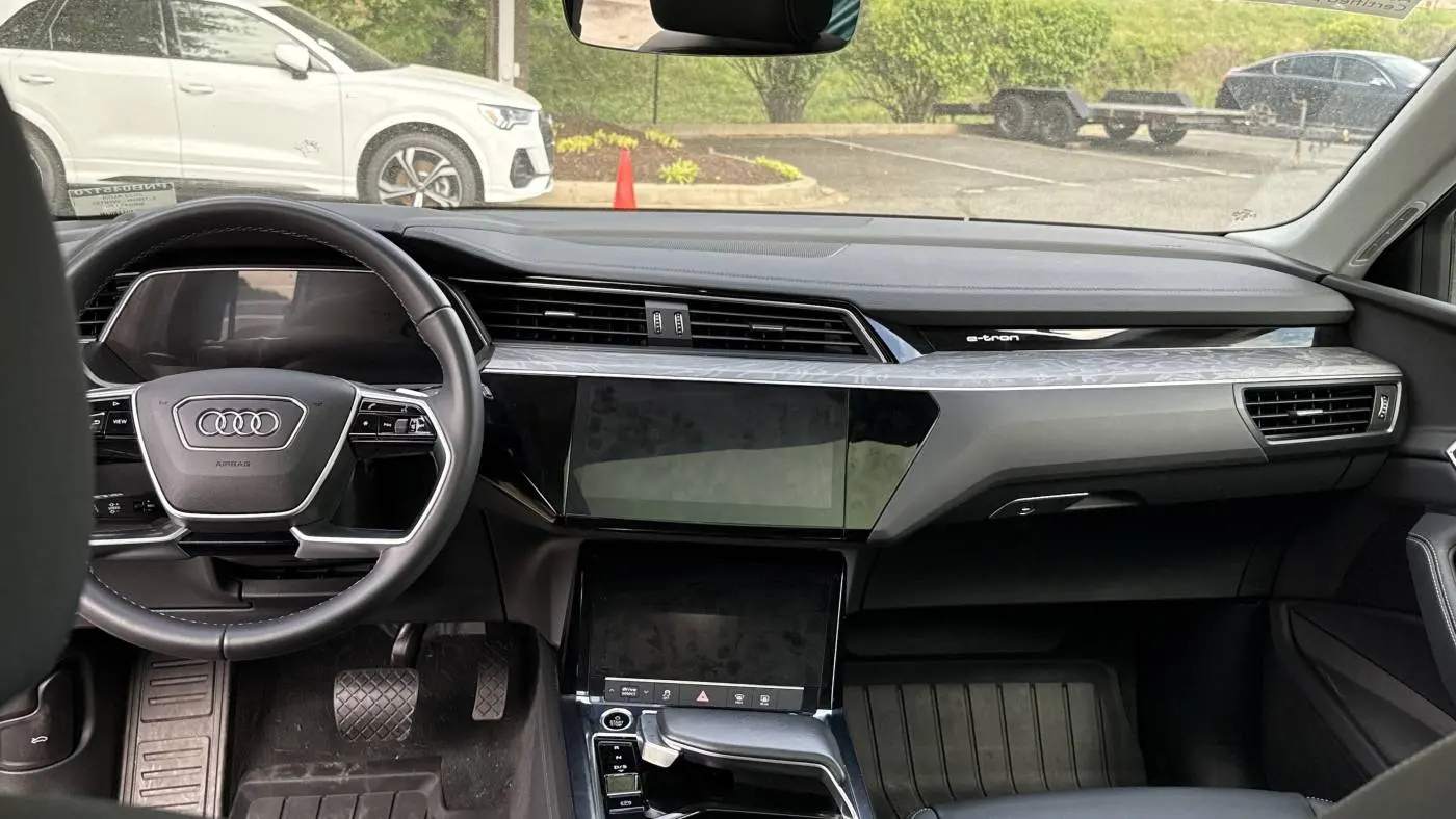 2022 Audi e-tron WA1AAAGE8NB045170
