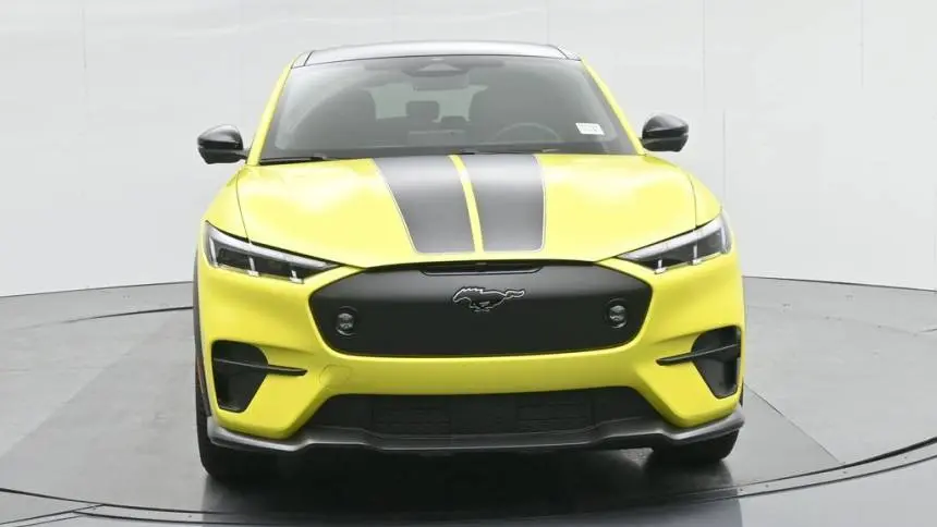 2024 Ford Mustang Mach E 3FMTK4SXXRMA32999