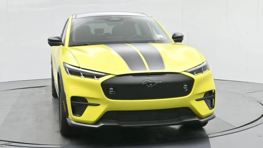 2024 Ford Mustang Mach E 3FMTK4SXXRMA32999
