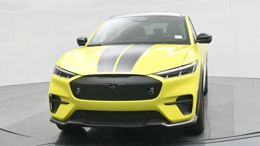 2024 Ford Mustang Mach E 3FMTK4SXXRMA32999