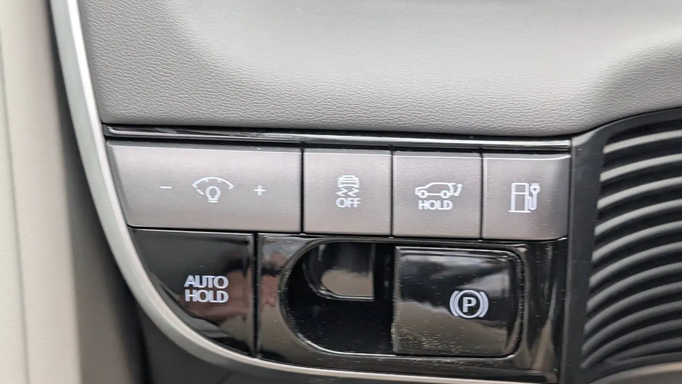 2025 Hyundai IONIQ 5 7YAKRDDC0SY014682