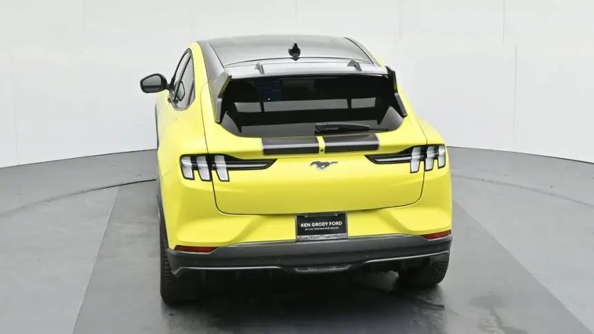 2024 Ford Mustang Mach E 3FMTK4SXXRMA32999