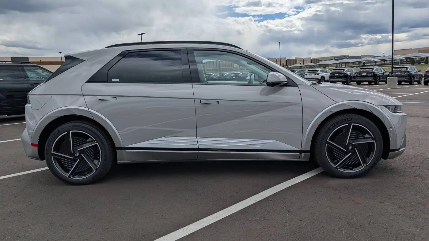 2025 Hyundai IONIQ 5 7YAKRDDC0SY014682