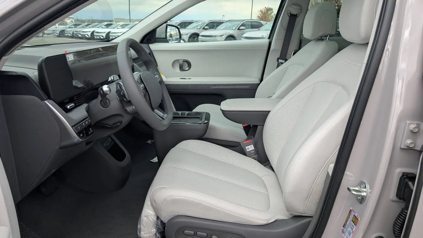 2025 Hyundai IONIQ 5 7YAKRDDC0SY014682