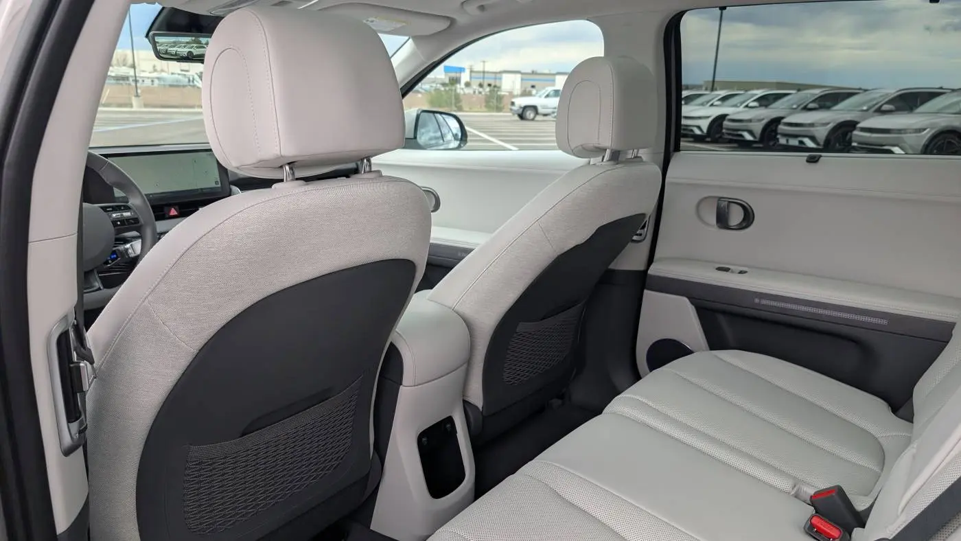2025 Hyundai IONIQ 5 7YAKRDDC0SY014682
