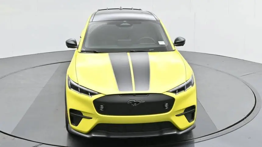 2024 Ford Mustang Mach E 3FMTK4SXXRMA32999
