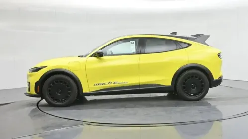 2024 Ford Mustang Mach E 3FMTK4SXXRMA32999