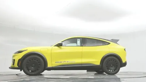 2024 Ford Mustang Mach E 3FMTK4SXXRMA32999