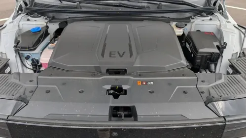 2025 Hyundai IONIQ 5 7YAKRDDC0SY014682