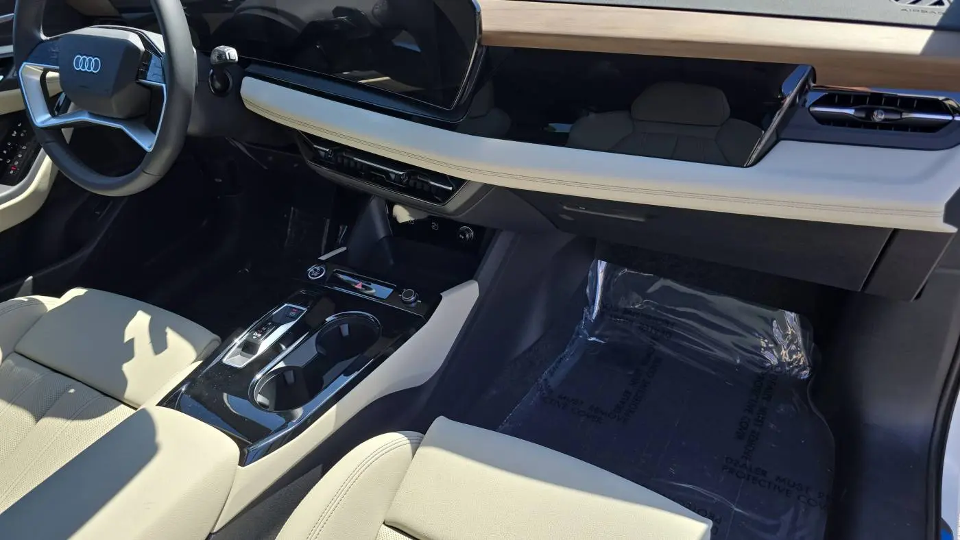 2025 Audi Q6 e-tron WA124BGF7SA017596